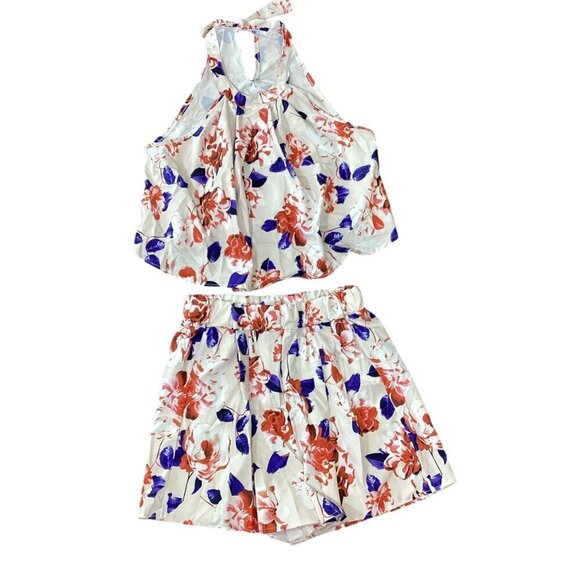 Floral Print 2-Piece Set Flowy Cropped Halter Top and Shorts Sz M  19578 - Picture 1 of 6